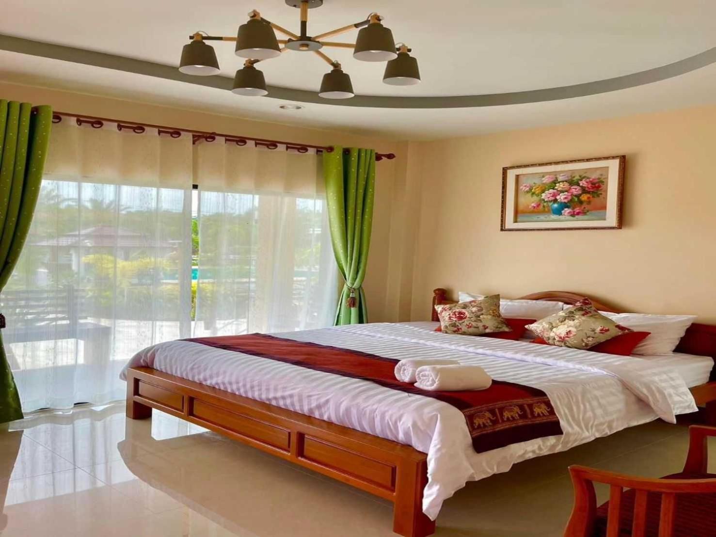 Capital O 75518 Baan Rose Resort Ao Luk Eksteriør bilde