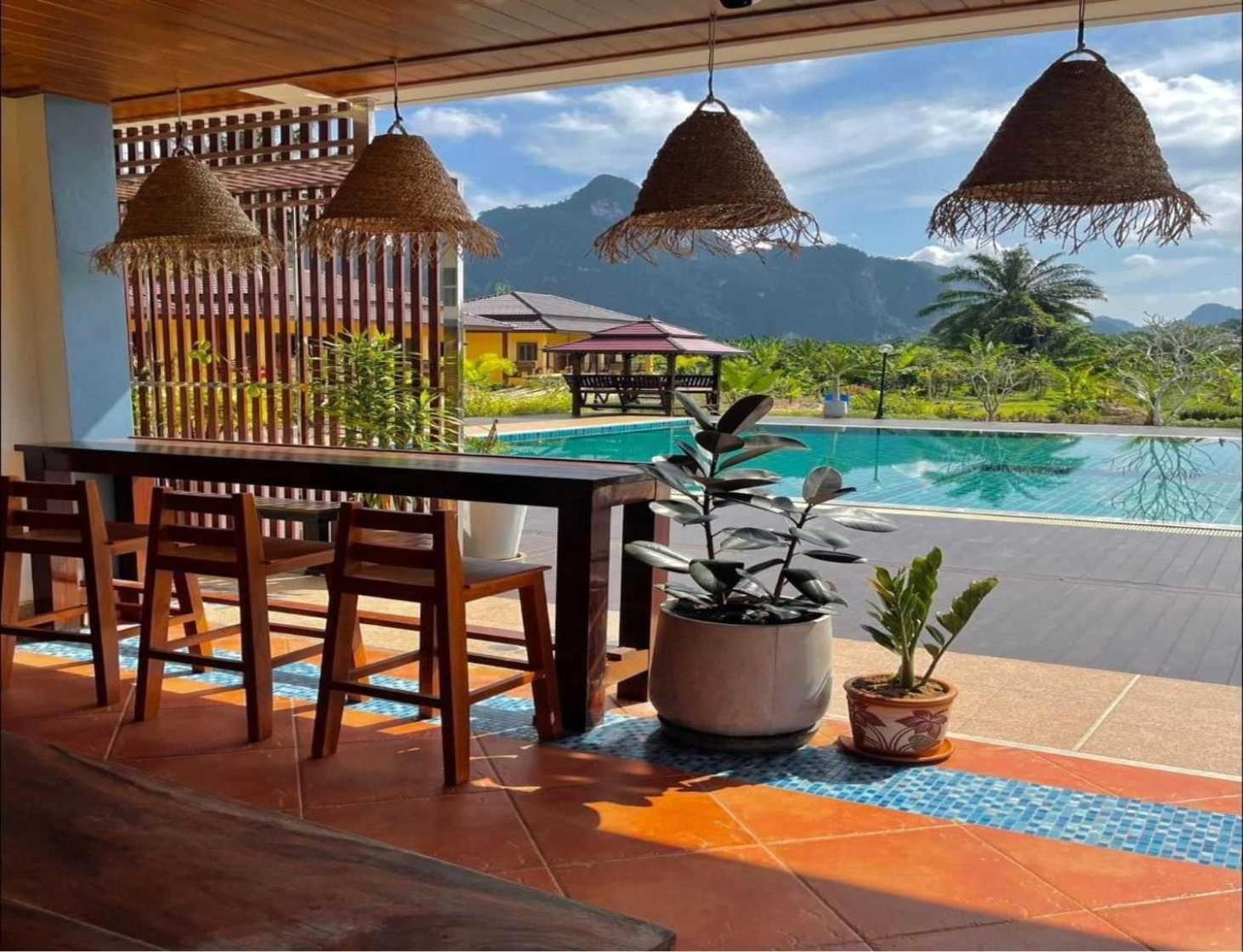 Capital O 75518 Baan Rose Resort Ao Luk Eksteriør bilde