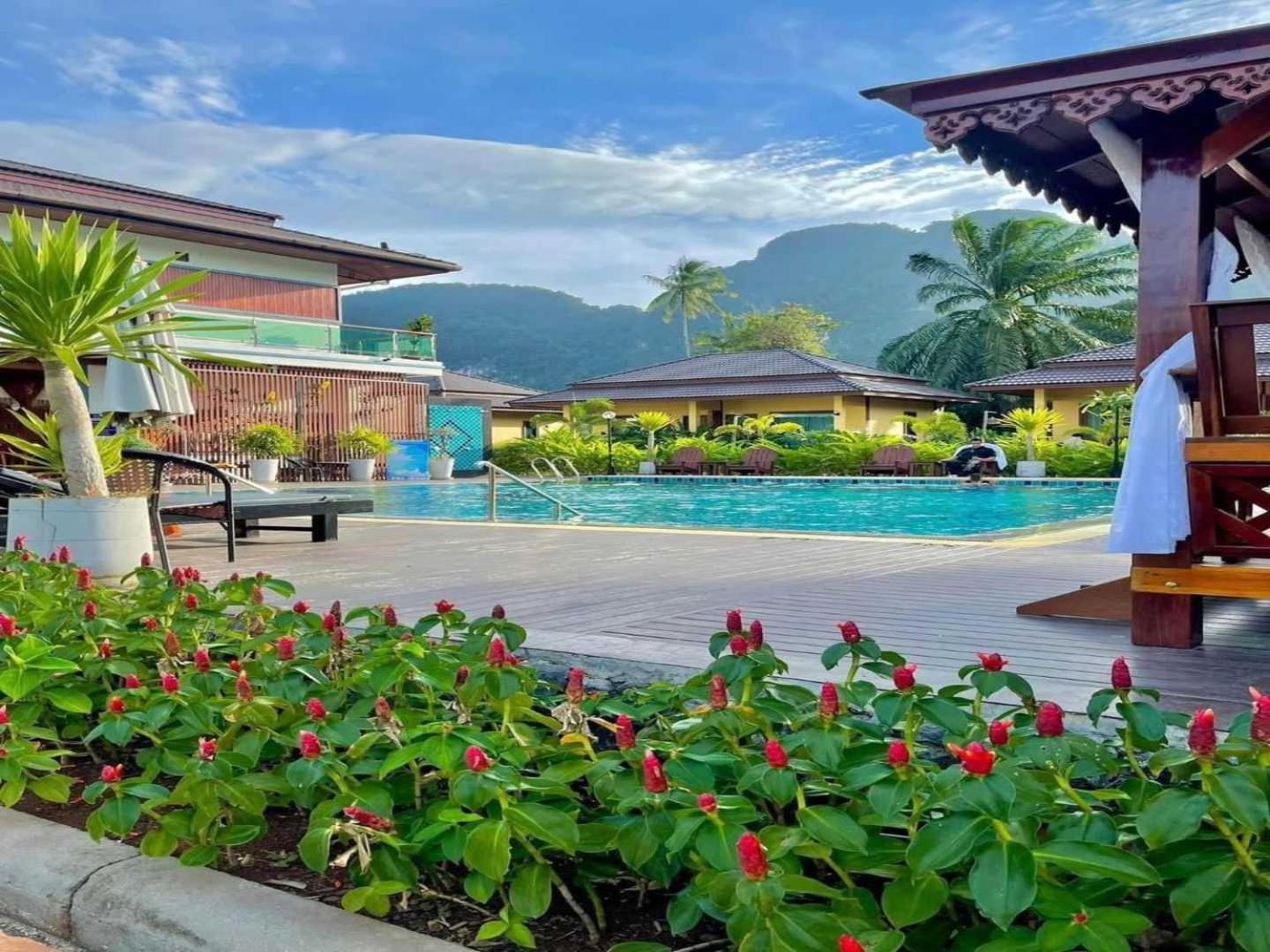 Capital O 75518 Baan Rose Resort Ao Luk Eksteriør bilde